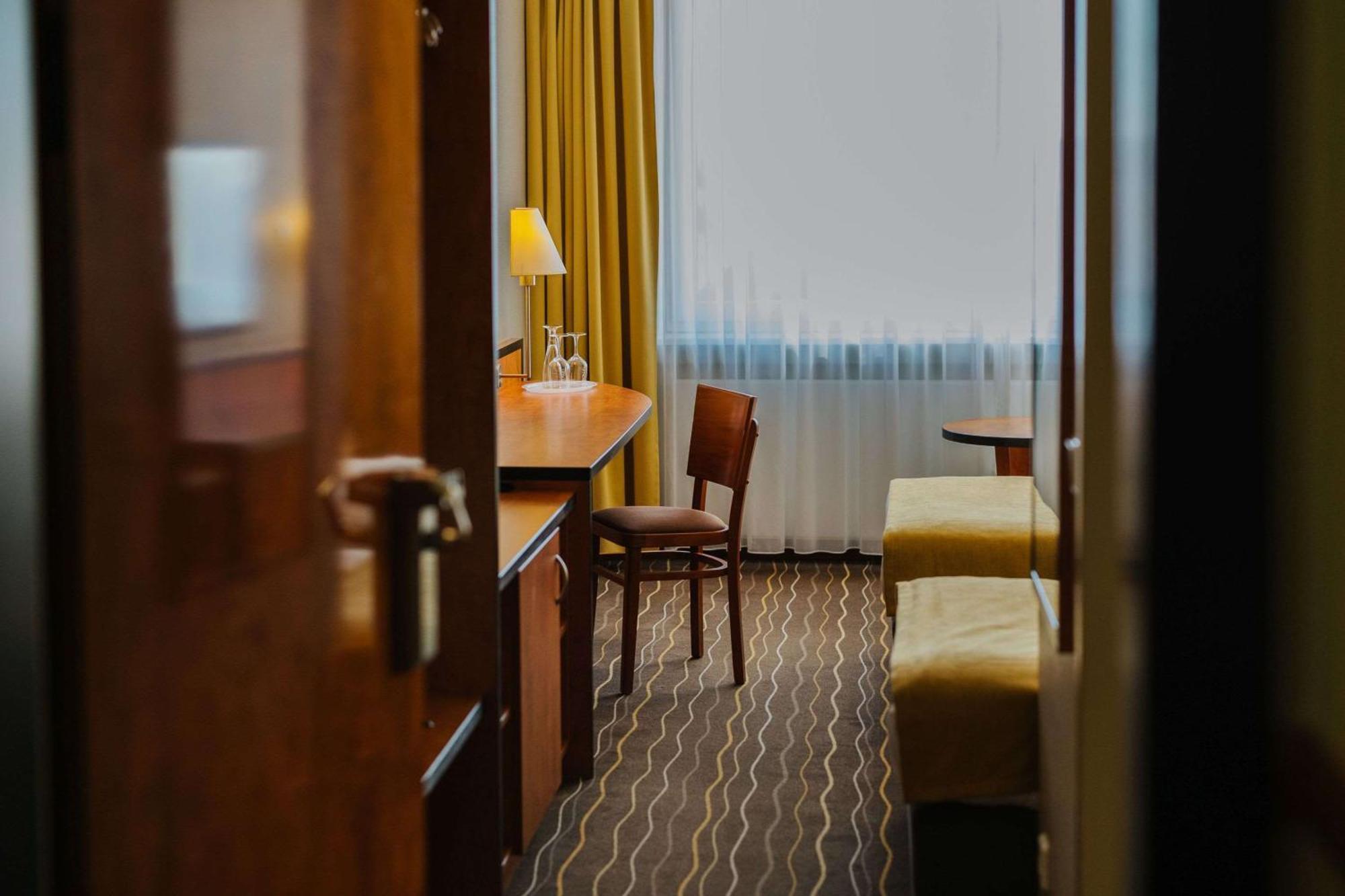 Best Western Plus Hotel Баутцен Экстерьер фото